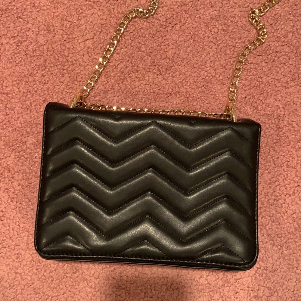 F21 Crossbody Bag - Picture 3 of 7